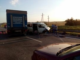Під Ростовом-на-Дону розбився мікроавтобус: загинули українці
