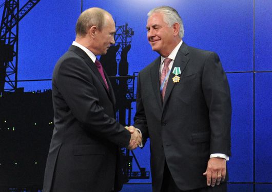 Рекс на сторожі: закордонною політикою США керуватиме друг Путіна