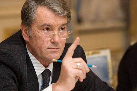 Ступінь визнання і вдячності: Ющенко став почесним професором Черкаського університету