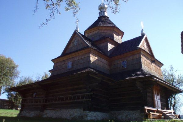На Прикарпатті потребують реставрації понад 150 унікальних церков