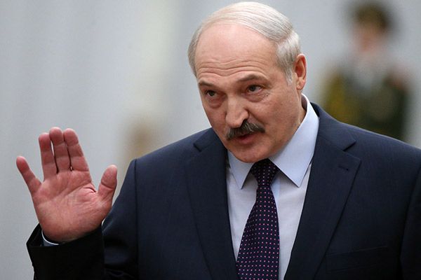 Посольство України відповіло на закиди Лукашенка про "табори бойовиків"