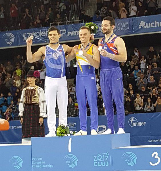 Олег Верняєв здобув золото чемпіонату Європи у багатоборстві