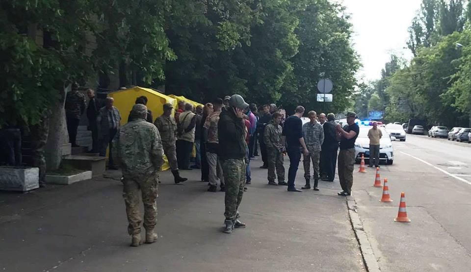 У Києві захопили центральний офіс Держгеонадр