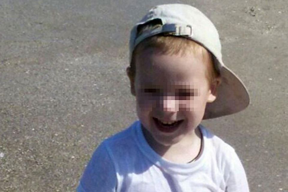 У Росії визнали п'яним 6-річного хлопчика, якого переїхало авто біля його будинку