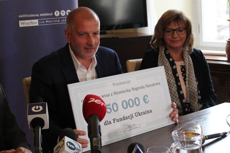 Мер Вроцлава пожертвував 50 тисяч євро місцевим українцям