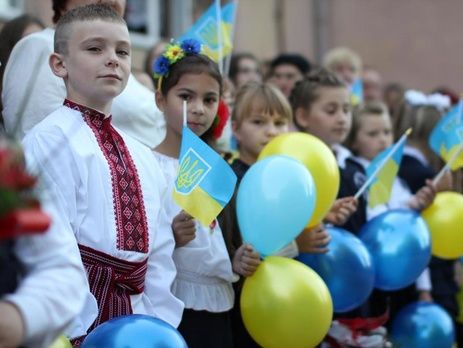 У Сумах базові навчальні предмети у школах викладатимуть тільки українською