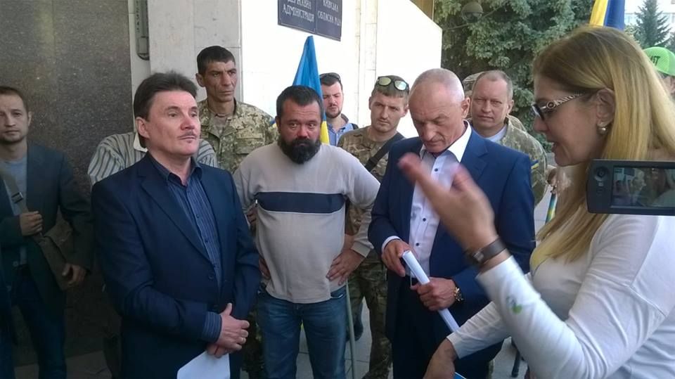 Із будівлі Київської обладміністрації намагаються виселити громадську організації для ветеранів АТО
