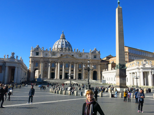 Площа Святого Петра — візитка Ватикану. 