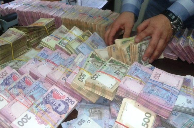 На міст в Щасті бойовики «ЛНР» принесли готівку, щоб сплатити борги за воду