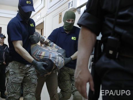 В Криму затримали 14 чоловіків у справі «Хізб ут-Тахрір»