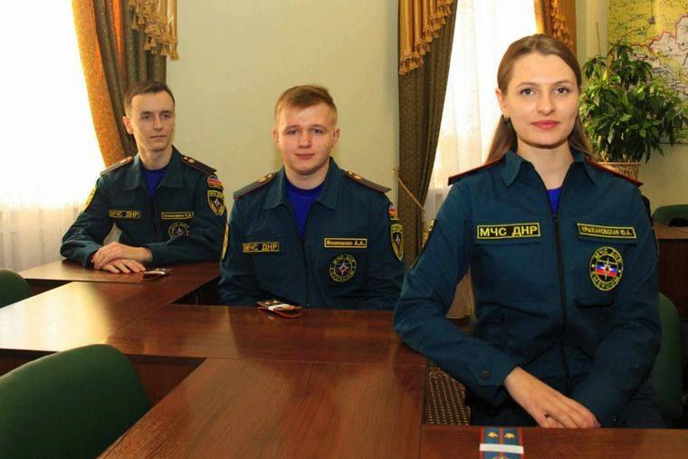 Троє випускників харківського університету пішли на службу в МНС «ДНР»