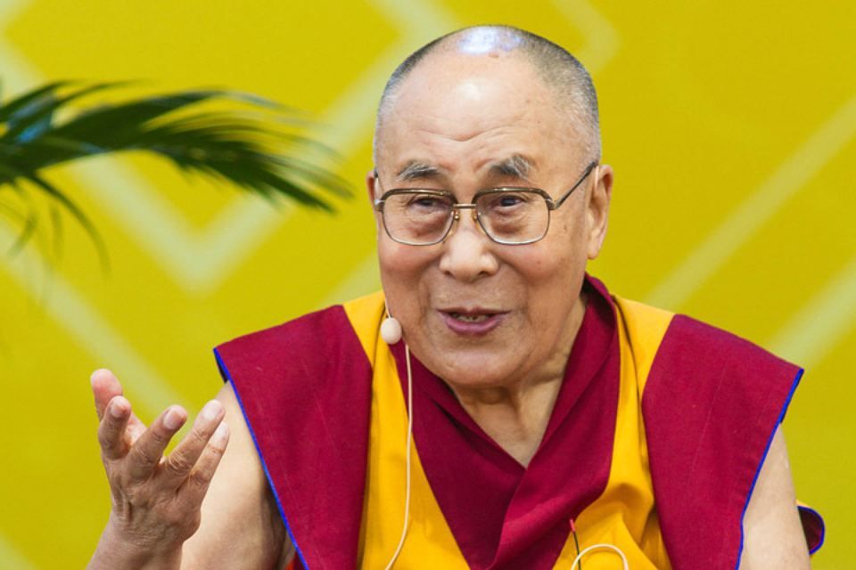 Далай-лама запустив додаток для iPhone заради буддистів