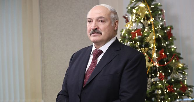 Лукашенко вважає «українських западенців» працелюбними