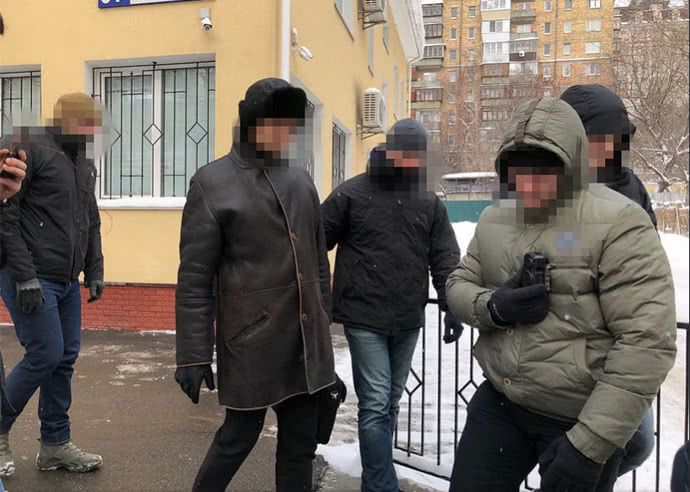 У Києві затримали постачальника медикаментів бойовикам