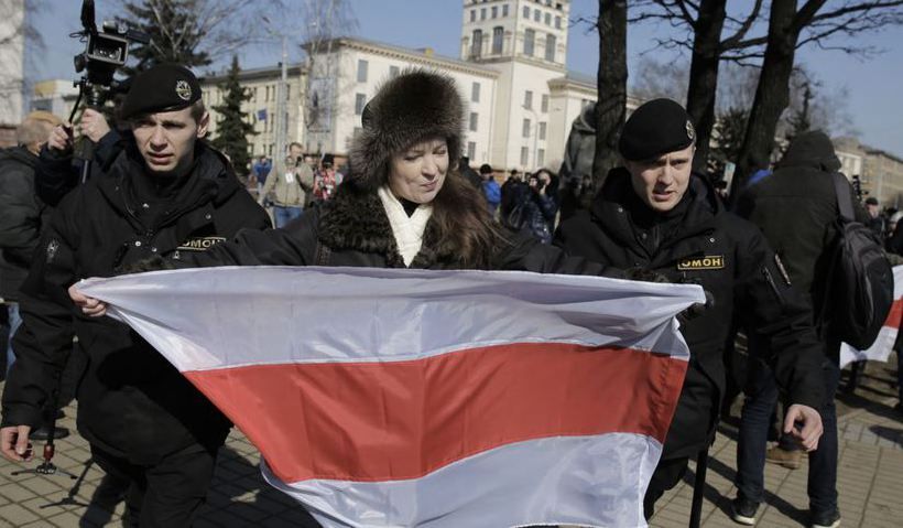 У Мінську затримали десятки опозиціонерів у День Волі