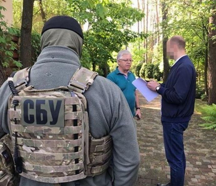Петро Симоненко зберігав пістолет Стєчкіна з глушником (фото)