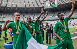 Вболівальники збірної Нігерії хотіли принести живу курку на Чемпіонат Світу