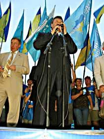 Янукович відклав НАТО «на потім»