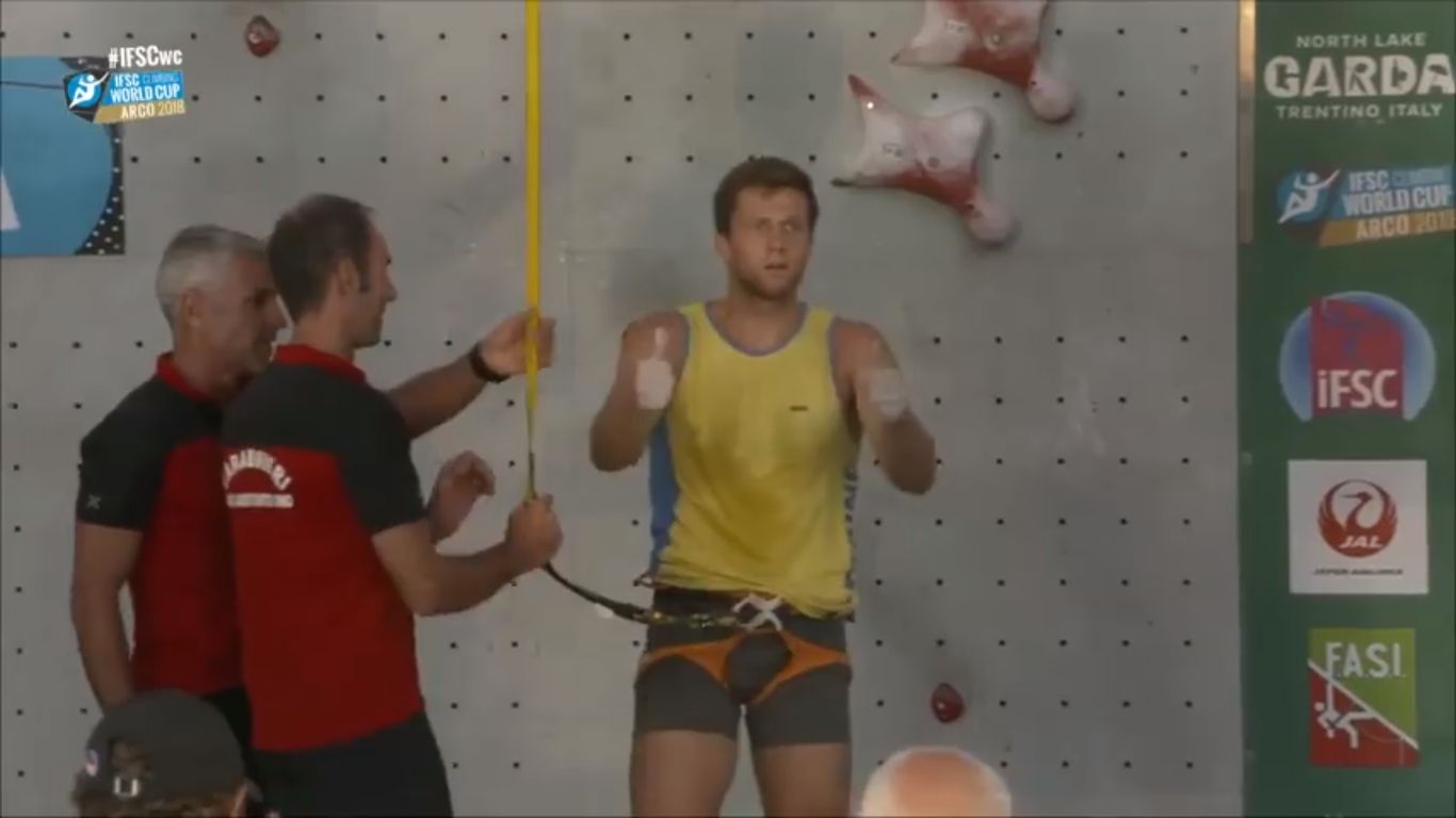 Українець Данило Болдирєв виборов друге золото Кубка світу зі скелелазання (відео)