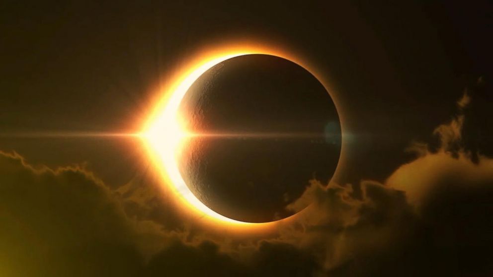 У Китаї, Монголії та у північних країнах побачили найбільше цього року сонячне затемнення