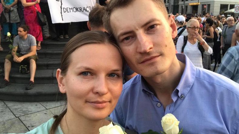 Українка Людмила Козловська депортована з Польщі та ЄС за мітинги чоловіка