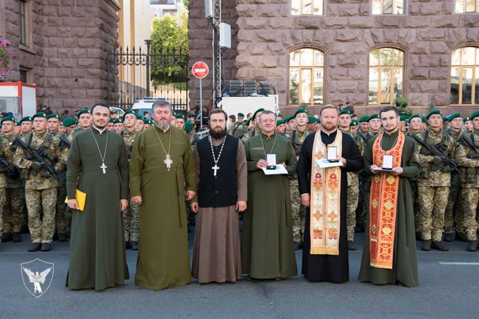 Військові священики вперше пройдуть Хрещатиком під час параду