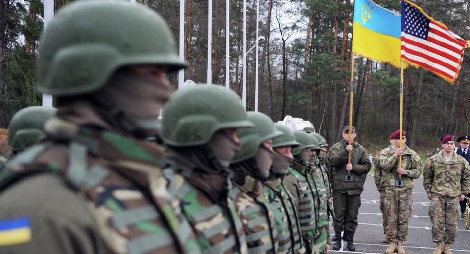 Трамп підписав військовий бюджет США: для України передбачено $250 млн дол