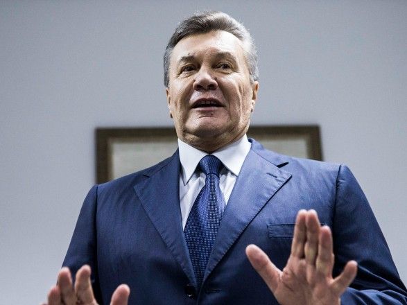 Нехай виступає сидячи чи лежачи: суддя Дев’ятко переніс останнє слово Януковича на грудень