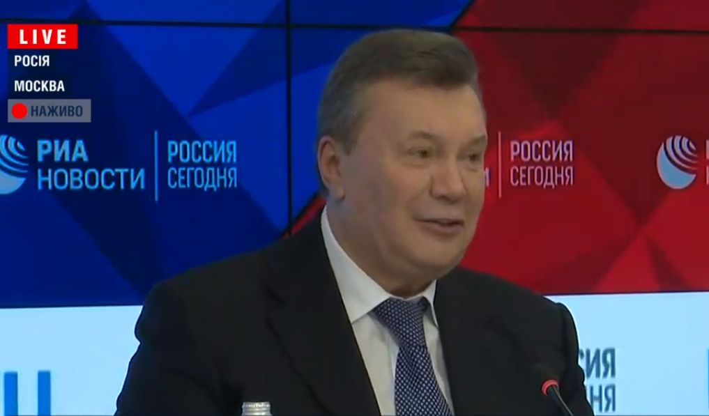 Утікач Віктор Янукович поскаржився, що 2014 року його «кинули як лоха»