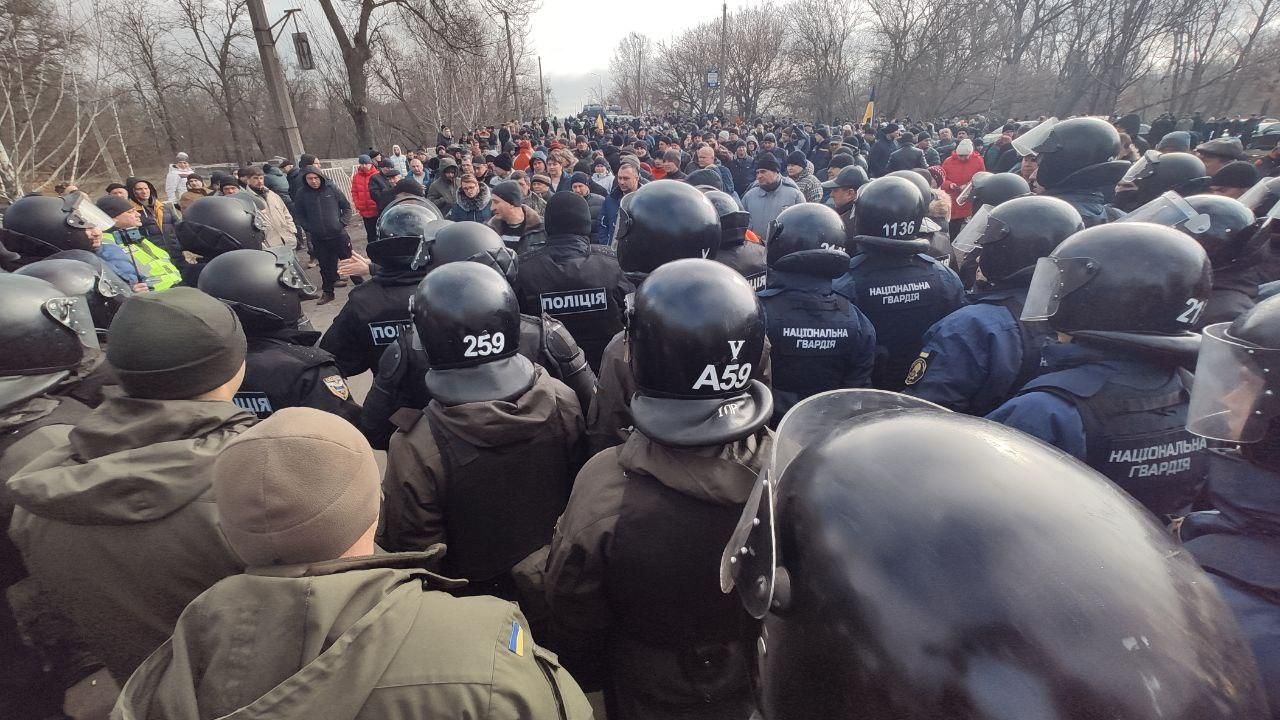 Аваков прогнозує арешт сімох учасників заворушень у Нових Санжарах