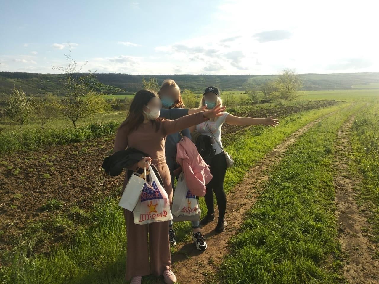 Відпочинок в Одесі: на кордоні з Молдовою затримали трьох дівчат без ПЛР-тестів