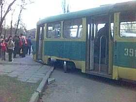 Йшов трамвай №10