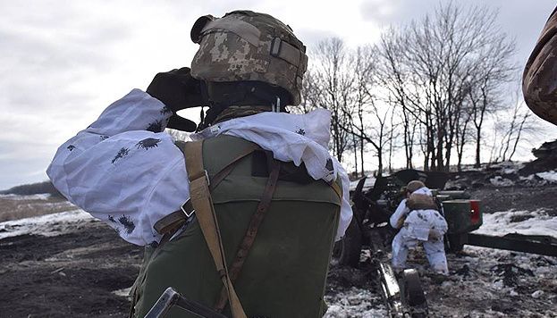 На Донбасі окупанти поранили  двох українських військових