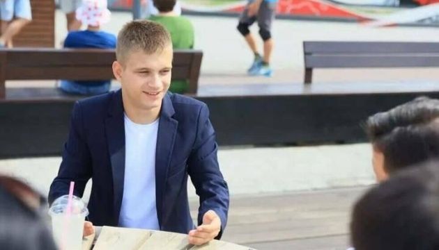 Викрадений із Маріуполя підліток-сирота Богдан Єрмохін виїхав з рф
