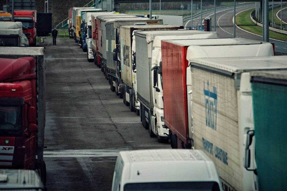 Кордон на «замку»: на в’їзд в Україну понад 8,4 тисячі вантажівок – Держприкордонслужба