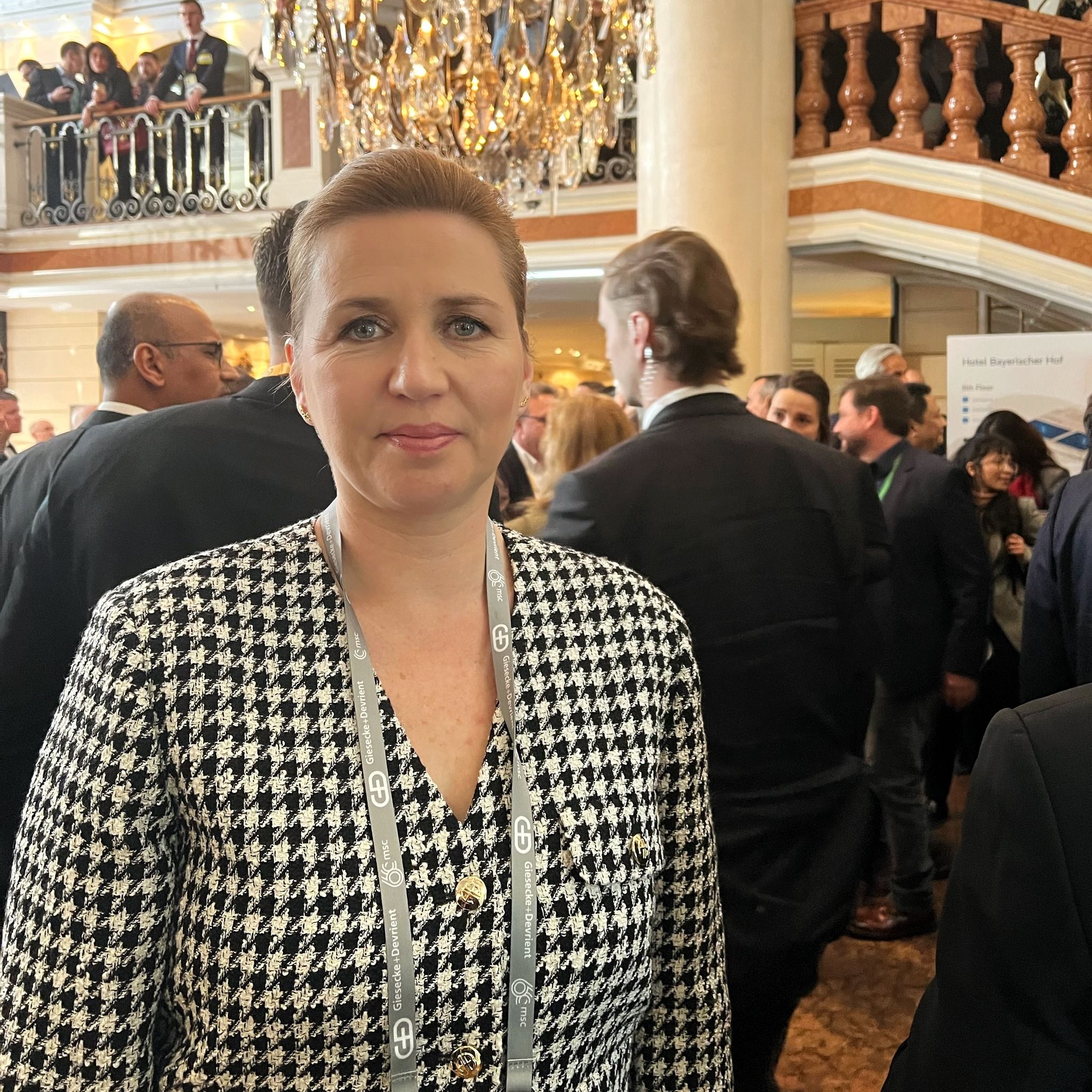 Прем’єрка Данії Фредріксен закликає ЄС передати Україні системи ППО