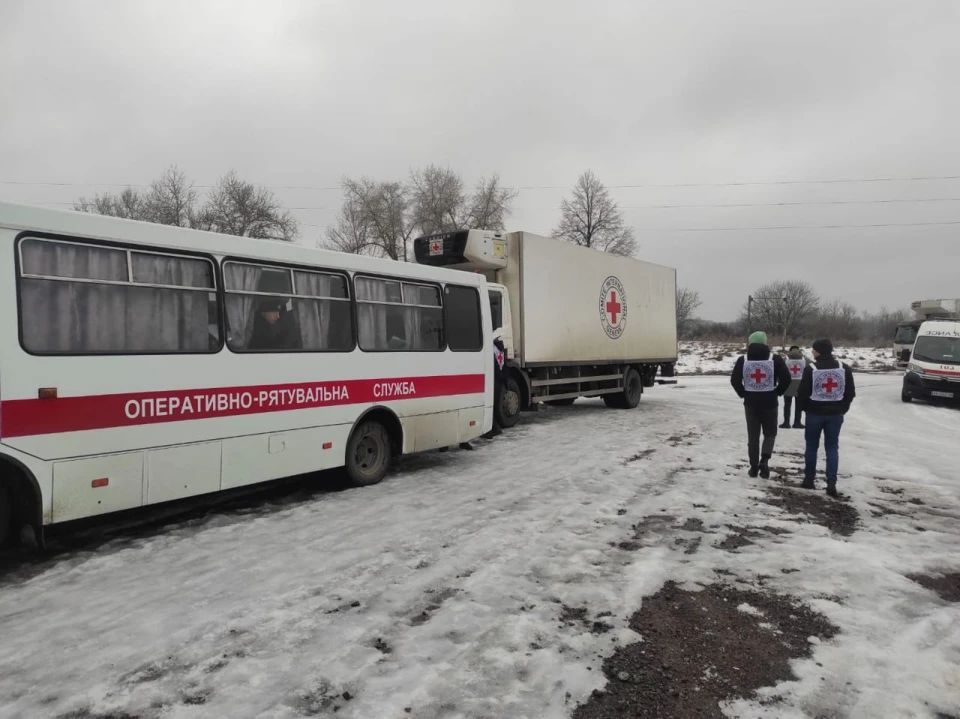 На щиті: Україні повернули тіла 100 загиблих захисників