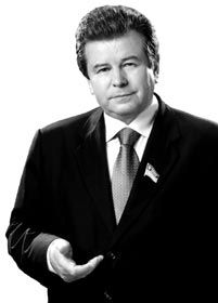 Михайло Поплавський: Коли зал зі мною разом стоячи співав пісню «Україна», я відчував гордість за нашу країну
