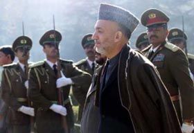 Афганська конституція і барабани війни