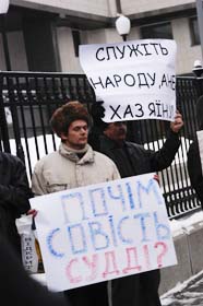 Вибір між Кучмою та Україною