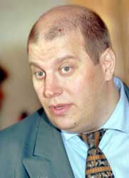 Держава в ролі Робін Гуда?