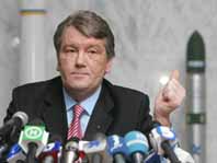 Свобода пiднiмає пенсiї i зарплати