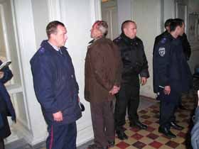«Меснику» потрібна зброя...