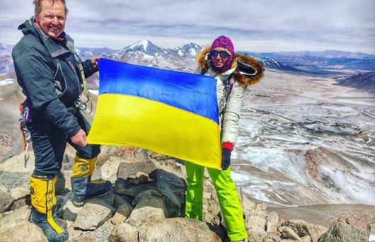 Ірина Галай підкорила Еверест у стразах, а спустилася без волосся і в ранах