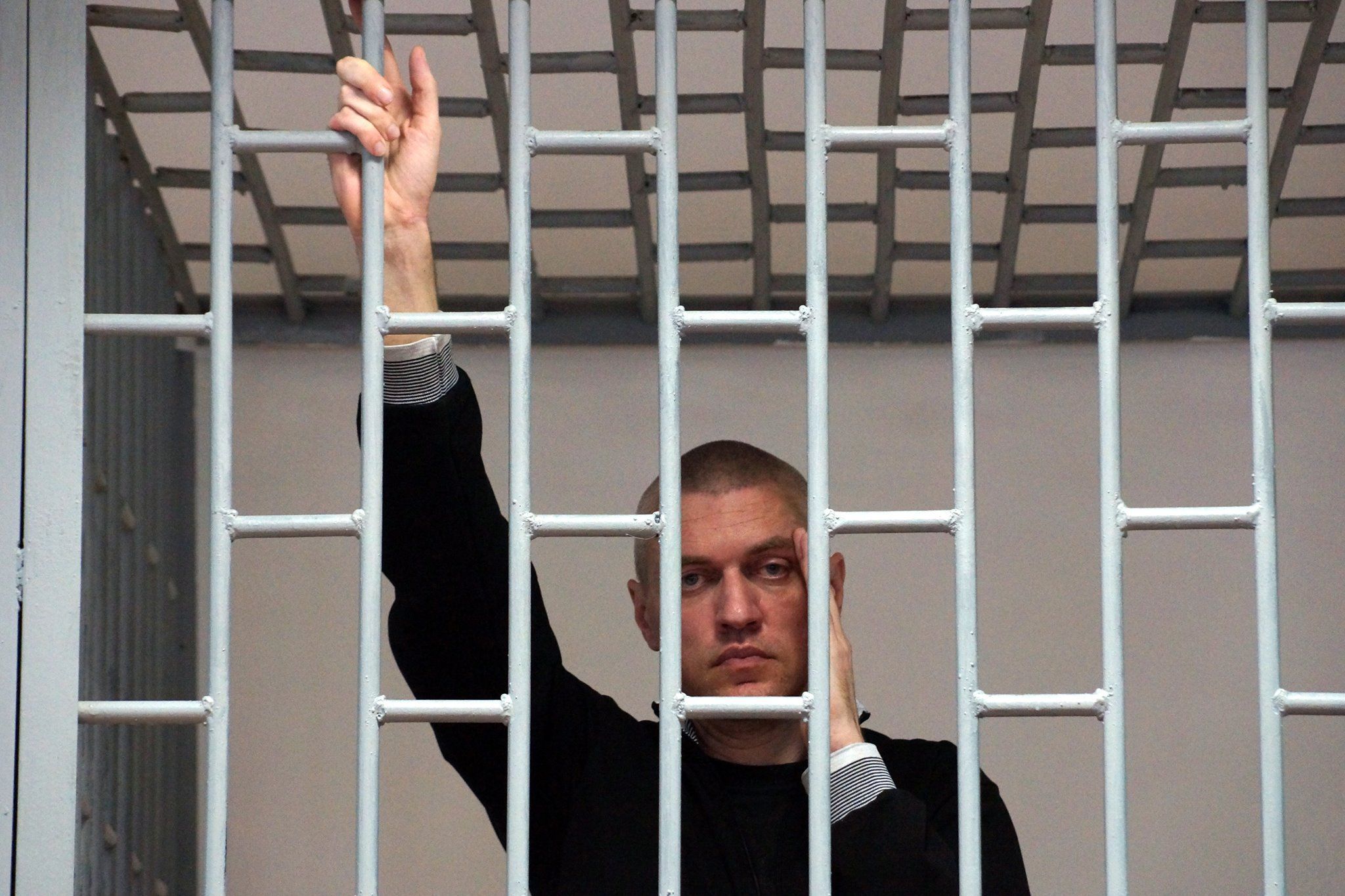 Станіслав Клих просить Гройсмана прискорити процес повернення політв'язнів