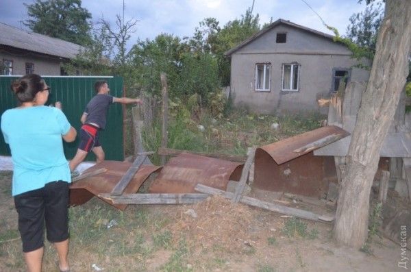 Біля Ізмаїлу у селі погромили всі будинки ромів через вбивство восьмирічної дівчинки