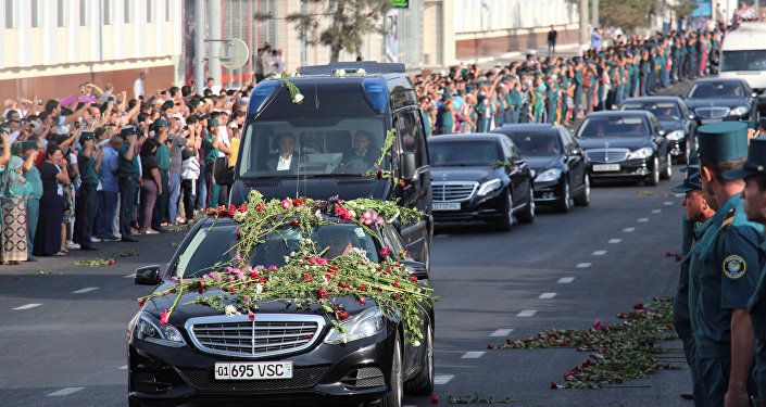 До Самарканду доставили труну з тілом Іслама Карімова