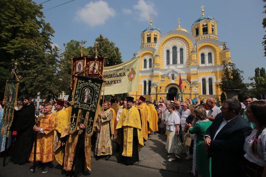 Гібридна війна на церковному фронті: чи буде Єдина помiсна православна церква українською?