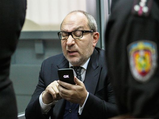 Луценко заявляє, що немає політики в обшуках Кернеса і Добкіна