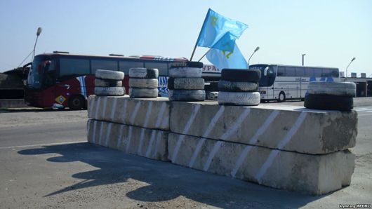Річниця блокади Криму: як у наметах херсонських степів сформулювалася державна політика